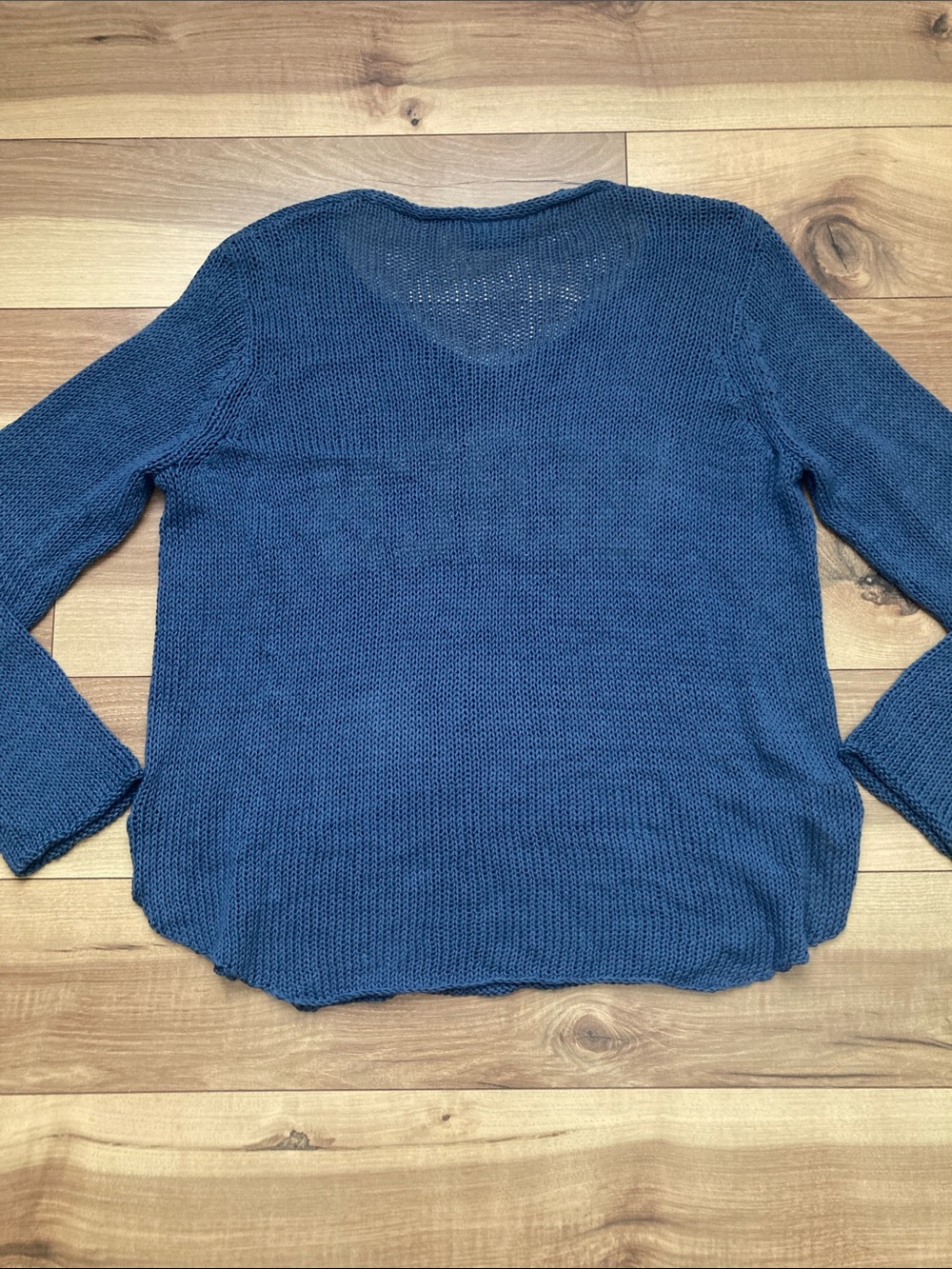Wooden Ships Beach Graphic V-Neck Sweater - Picture 7 of 7